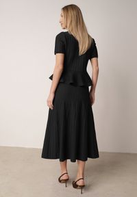 Born2be - Czarny Komplet z Wiskozą Rozkloszowana Spódnica i Bluzka z Baskinką Adrimala. Kolor: czarny. Materiał: wiskoza #6