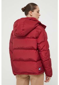 Tommy Jeans kurtka puchowa damska kolor bordowy zimowa. Kolor: czerwony. Materiał: puch. Sezon: zima #5