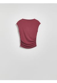 Reserved - Top z drapowaniem - bordowy. Kolor: czerwony. Materiał: dzianina, wiskoza #1