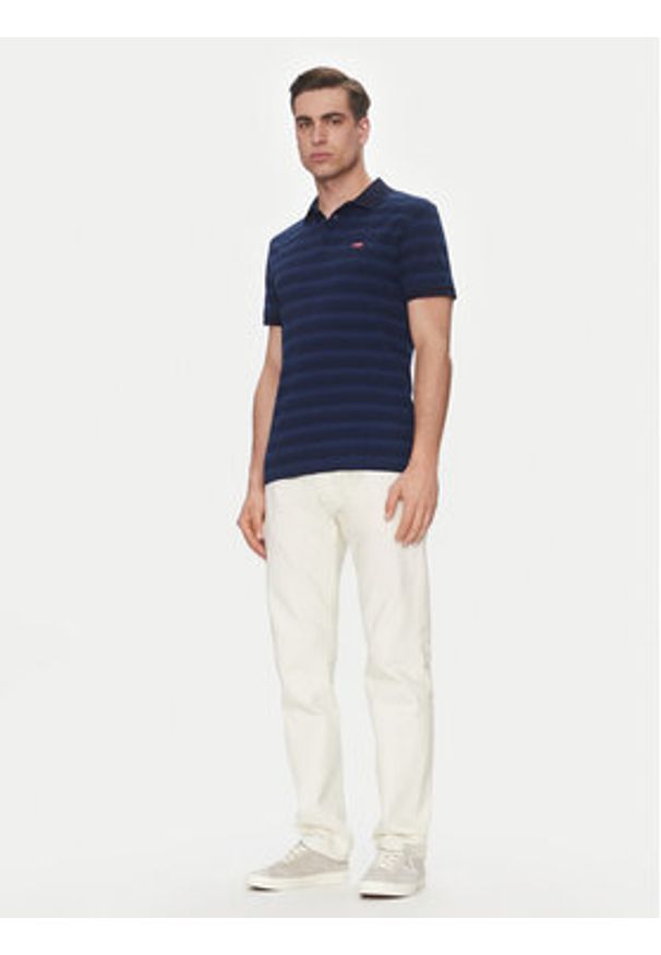 Levi's® Polo 35883-0276 Granatowy Standard Fit. Typ kołnierza: polo. Kolor: niebieski. Materiał: bawełna