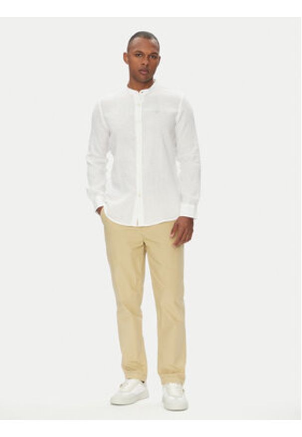 Aeronautica Militare Koszula 251CA1272CT3089 Biały Regular Fit. Kolor: biały. Materiał: len