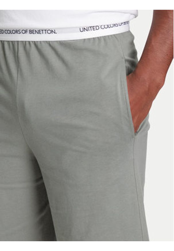 United Colors of Benetton - United Colors Of Benetton Szorty piżamowe 30964900D Szary Regular Fit. Kolor: szary. Materiał: bawełna