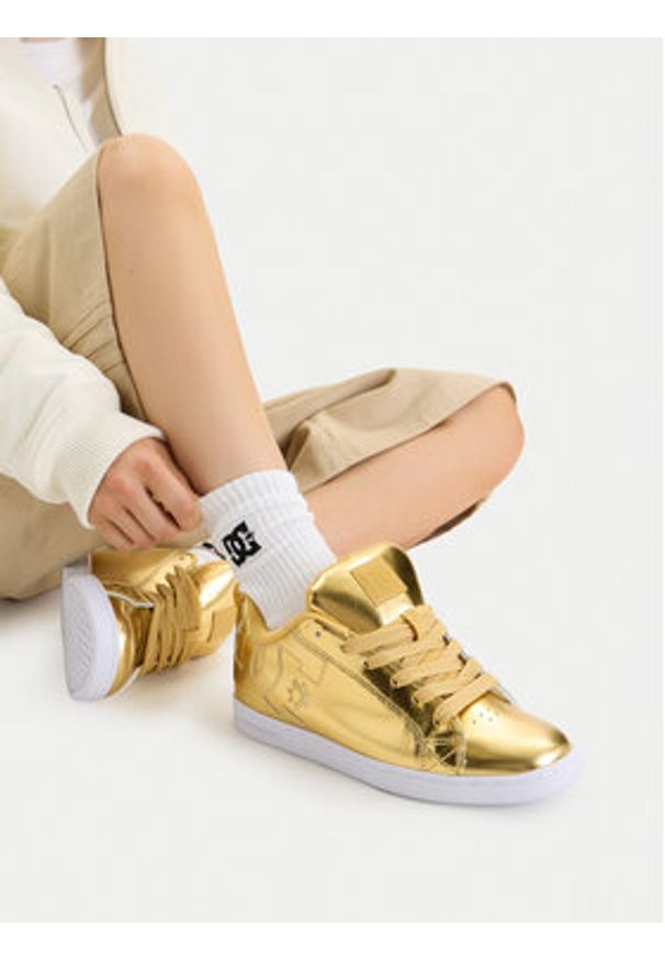 DC Shoes Sneakersy EO-COURT GRAFFIK DC01662116 Złoty. Kolor: złoty. Materiał: syntetyk, skóra