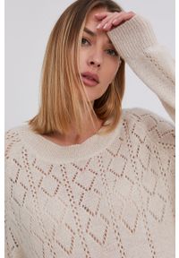 Answear Lab Sweter damski kolor kremowy. Okazja: na co dzień. Kolor: beżowy. Materiał: dzianina. Długość rękawa: długi rękaw. Długość: długie. Styl: wakacyjny #5