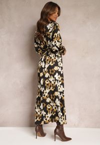 Renee - Czarna Sukienka Maxi w Kwiaty z Kopertową Górą i Paskiem Samahine. Kolor: czarny. Wzór: kwiaty. Typ sukienki: kopertowe. Długość: maxi #4