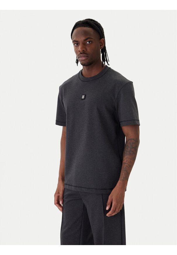 Hugo - HUGO T-Shirt Dilanso 50553173 Szary Relaxed Fit. Kolor: szary. Materiał: syntetyk