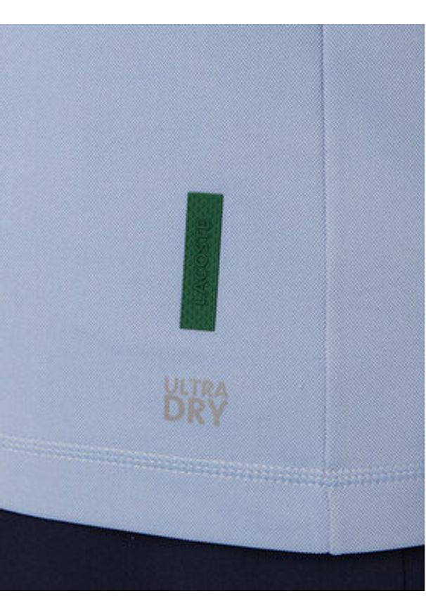 Lacoste Polo DH0159 Niebieski jasny Regular Fit. Typ kołnierza: polo. Kolor: niebieski. Materiał: syntetyk