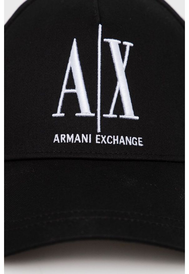 Armani Exchange Czapka kolor czarny z aplikacją. Kolor: czarny. Wzór: aplikacja