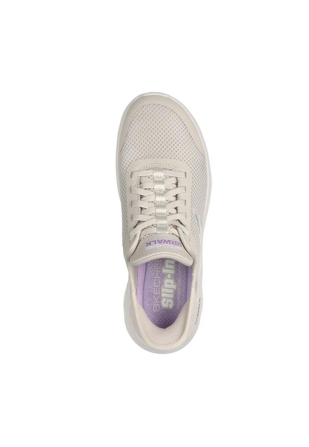 skechers - Buty do chodzenia damskie Skechers Wht Go Walk. Kolor: biały. Materiał: materiał, syntetyk. Sport: turystyka piesza