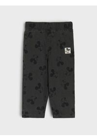 Sinsay - Jeansy pull on ze wzorem Mickey Mouse - szary. Kolor: szary. Materiał: jeans. Wzór: motyw z bajki #1