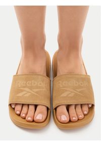 Reebok Klapki CEO-SS26-3C043-W Brązowy. Kolor: brązowy. Materiał: skóra, zamsz #1