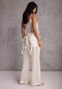 Renee - Beżowy Eteryczny Komplet z Koronką i Falbankami Top i Spodnie Wide Leg Pretilaine. Kolor: beżowy. Materiał: koronka. Wzór: koronka #5