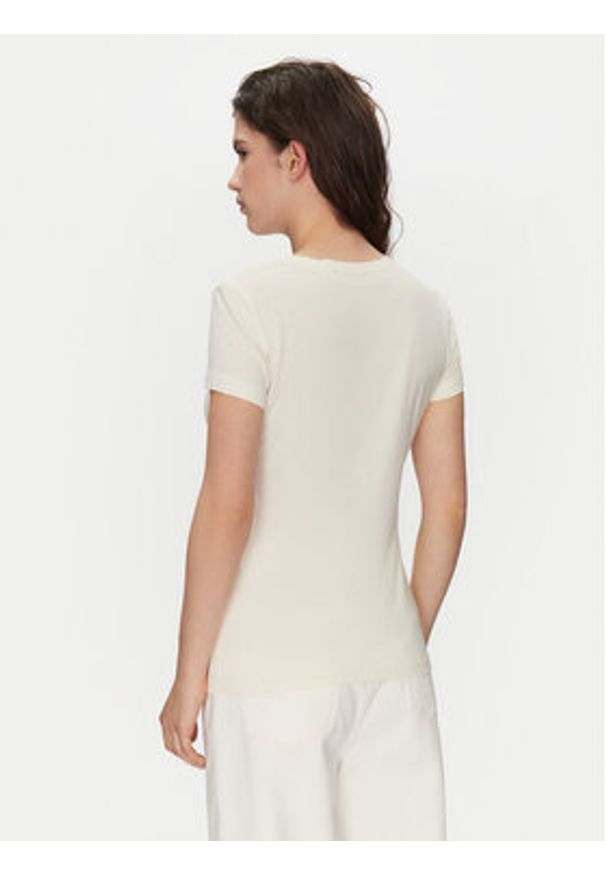 Mustang T-Shirt Loa 1016136 Écru Slim Fit. Materiał: bawełna