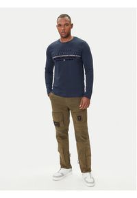 Aeronautica Militare Longsleeve 252TS2474UJ00641 Granatowy Regular Fit. Kolor: niebieski. Materiał: bawełna. Długość rękawa: długi rękaw