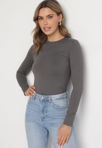 Born2be - Szara Bawełniana Bluzka Typu Longsleeve Lisfia. Okazja: na co dzień, na spotkanie biznesowe, do pracy. Kolor: szary. Materiał: bawełna. Długość rękawa: długi rękaw. Styl: biznesowy, elegancki, casual #4