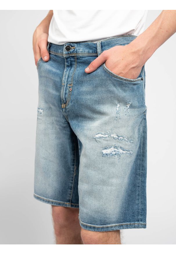 Antony Morato Szorty "Dave" | MMDS00072 FA750266 | Dave | Mężczyzna | Niebieski. Kolor: niebieski. Materiał: bawełna, elastan. Wzór: aplikacja