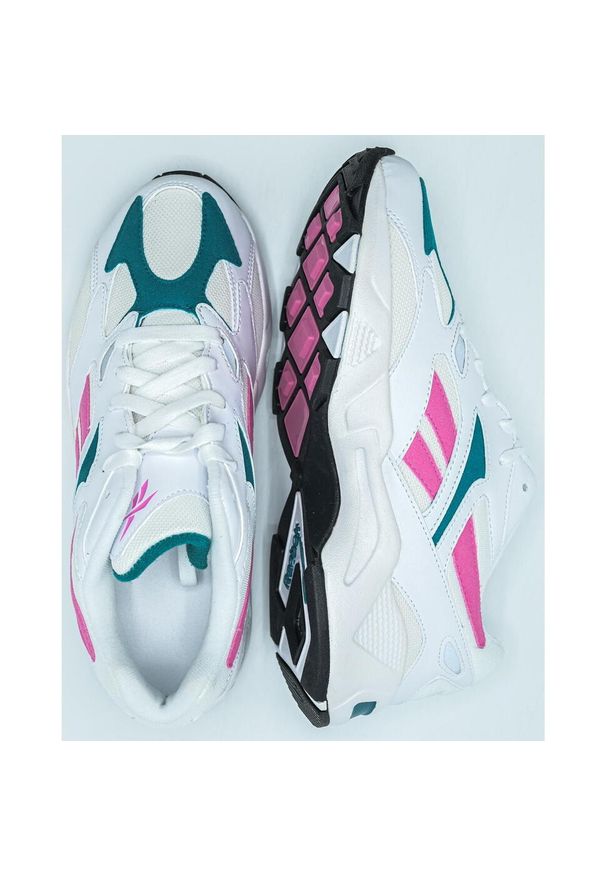 Buty do chodzenia męskie Reebok Aztrek 96. Zapięcie: sznurówki. Kolor: biały. Materiał: materiał, tkanina, syntetyk. Szerokość cholewki: normalna. Sport: turystyka piesza