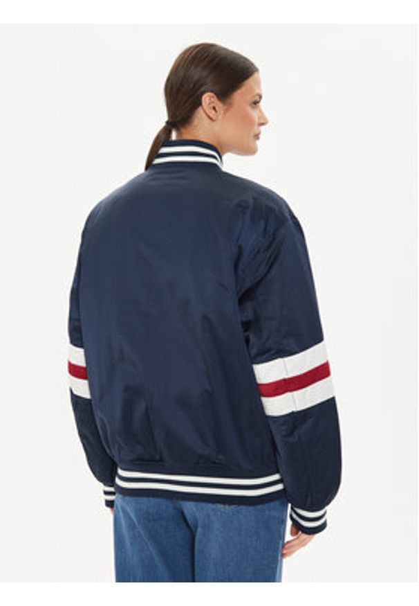 Tommy Jeans Kurtka bomber Letterman DW0DW18306 Granatowy Relaxed Fit. Kolor: niebieski. Materiał: syntetyk