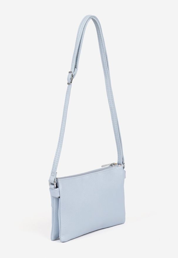 Renee - Jasnoniebieska Torebka Typu Listonoszka o Prostokątnym Fasonie Izinia. Kolor: niebieski. Styl: casual, elegancki