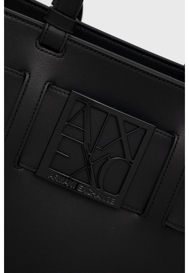 Armani Exchange - Torebka. Kolor: czarny. Rodzaj torebki: na ramię