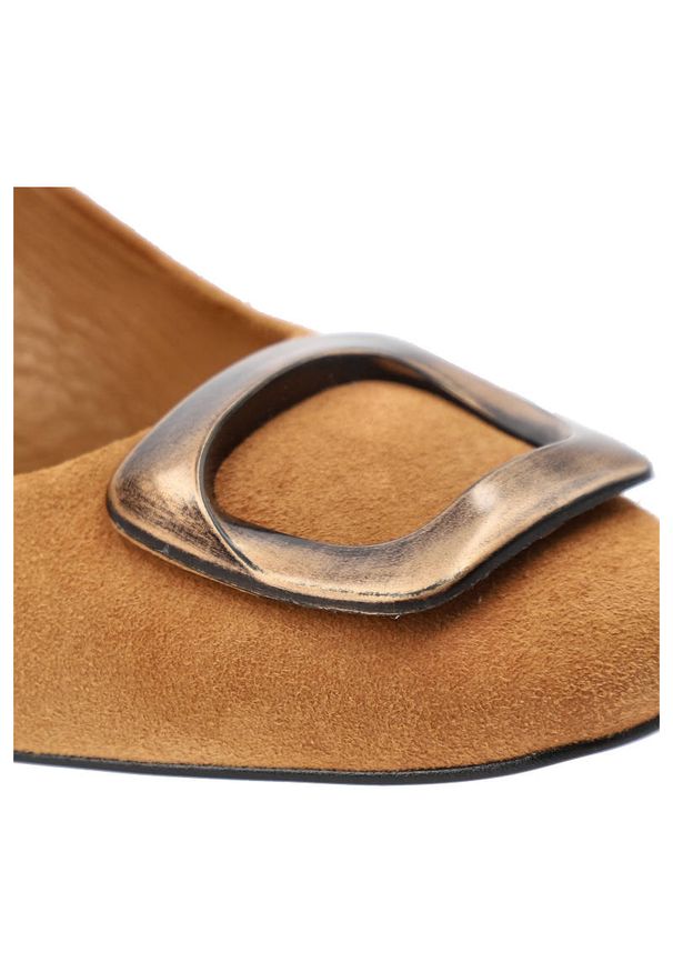 Brązowe Czółenka Espirito Eleganckie Buty Damskie. Zapięcie: klamry. Kolor: brązowy. Materiał: skóra, zamsz. Szerokość cholewki: normalna. Wzór: aplikacja. Styl: elegancki