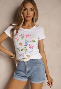 Renee - Biały T-shirt z Bawełny Zdobiony Nadrukiem Zarinel. Okazja: na co dzień. Kolor: różowy. Materiał: bawełna. Wzór: aplikacja, nadruk. Styl: klasyczny, elegancki, casual