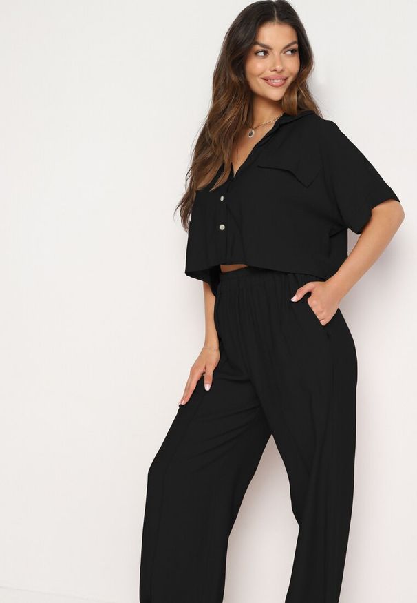 Born2be - Czarny Wiskozowy Komplet 2-Częściowy Luźna Koszula Spodnie z Szerokimi Nogawkami Ulvitela. Kolor: czarny. Materiał: wiskoza