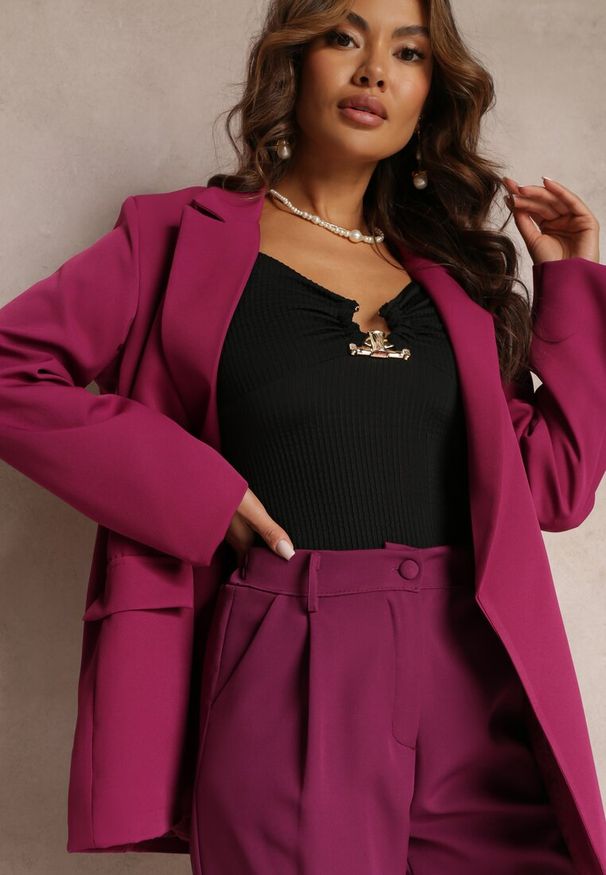 Renee - Ciemnofioletowa Marynarka Oversize Niezapinana Charme. Kolor: fioletowy. Materiał: materiał, tkanina