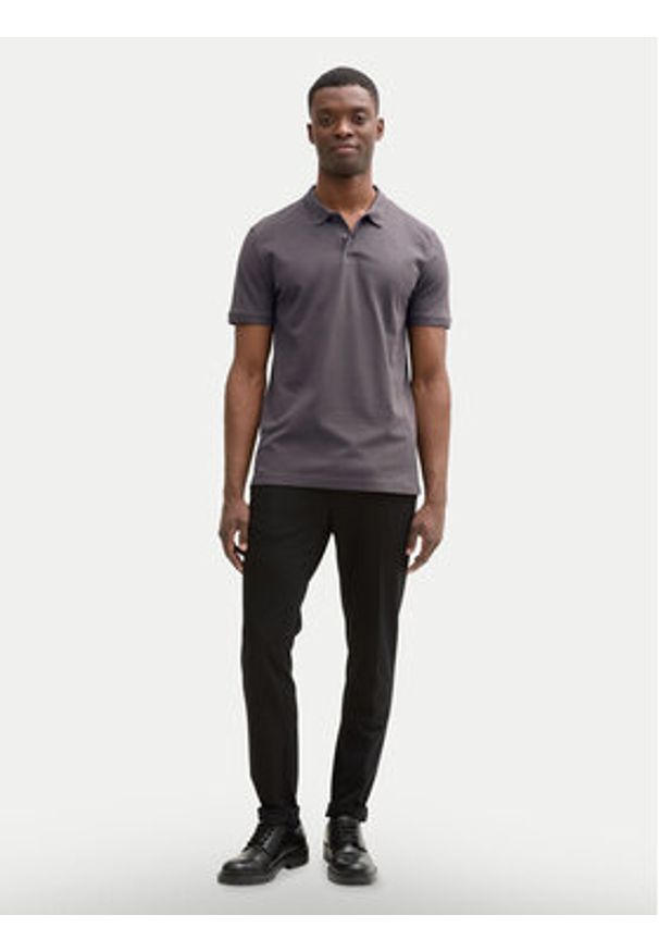 Tom Tailor Denim Polo 1045587 Szary Regular Fit. Typ kołnierza: polo. Kolor: szary. Materiał: bawełna