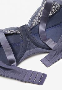 Renee - Niebieski Koronkowy Biustonosz z Regulowanymi Ramiączkami i Usztywnionymi Miseczkami Vikiitole. Kolor: niebieski. Materiał: koronka