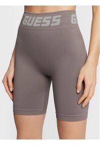 Guess Szorty sportowe V2BD04 Z3290 Szary Slim Fit. Kolor: szary. Materiał: syntetyk