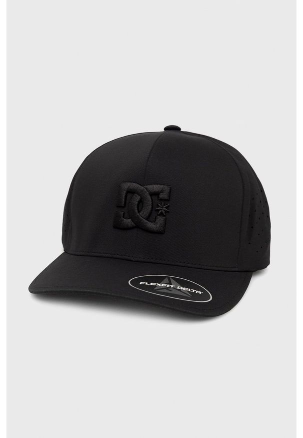 DC czapka kolor czarny z aplikacją. Kolor: czarny. Wzór: aplikacja