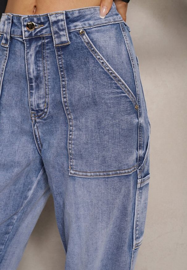 Renee - Jasnoniebieskie Jeansy High Waist o Kroju Palazzo z Szerokimi Nogawkami Xavina. Okazja: do pracy. Stan: podwyższony. Kolor: niebieski. Styl: elegancki