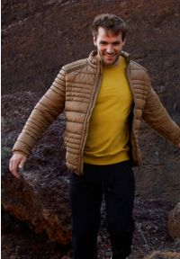 Volcano - Pikowana kurtka męska J-BARTLEY. Okazja: na co dzień. Typ kołnierza: kołnierzyk stójkowy. Materiał: poliester, włókno, nylon, materiał. Wzór: kolorowy. Styl: casual #1