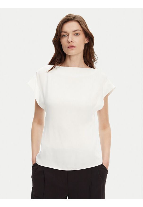 BOSS Bluzka Bavati 50541815 Écru Regular Fit. Materiał: wiskoza