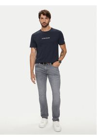 Guess Jeans T-Shirt M4YI52 K8HM0 Granatowy Slim Fit. Kolor: niebieski. Materiał: bawełna