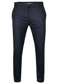Tomy Walker - Granatowe Casualowe Spodnie Męskie, Slimowane -TOMY WALKER- Zwężane, Chinosy, Tłoczony Wzór, w Paski. Okazja: na co dzień. Kolor: niebieski. Materiał: wiskoza, elastan, poliester. Wzór: paski. Styl: casual #1