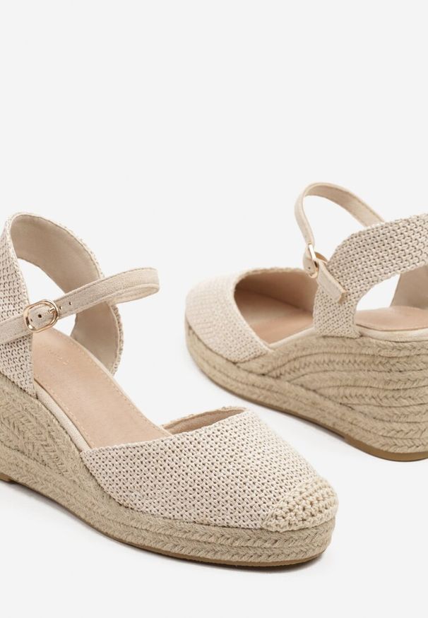Born2be - Beżowe Sandały w Stylu Espadryli na Plecionym Koturnie Reflara. Okazja: na co dzień. Kolor: beżowy. Obcas: na koturnie. Styl: boho, klasyczny, elegancki, casual
