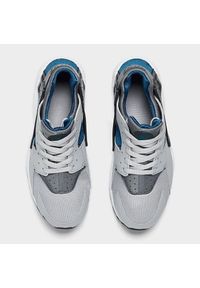 Buty Nike Huarache Run W FB8030-001 szare. Zapięcie: pasek. Kolor: szary. Model: Nike Huarache. Sport: bieganie