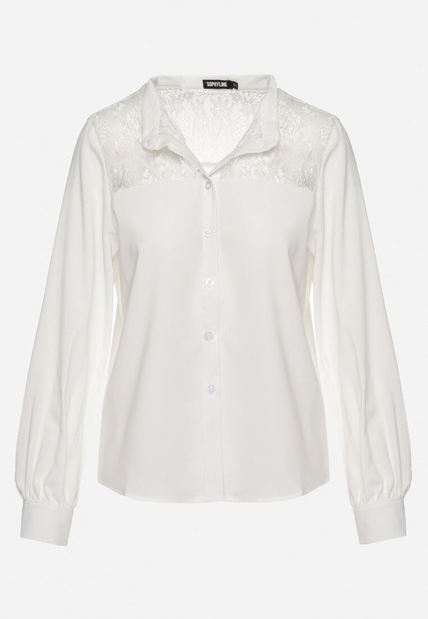 Born2be - Biała Koszula na Guziki z Ozdobną Koronkową Wstawką Tapirea. Okazja: na spotkanie biznesowe. Kolor: biały. Materiał: koronka. Długość rękawa: długi rękaw. Długość: długie. Styl: biznesowy, klasyczny, elegancki