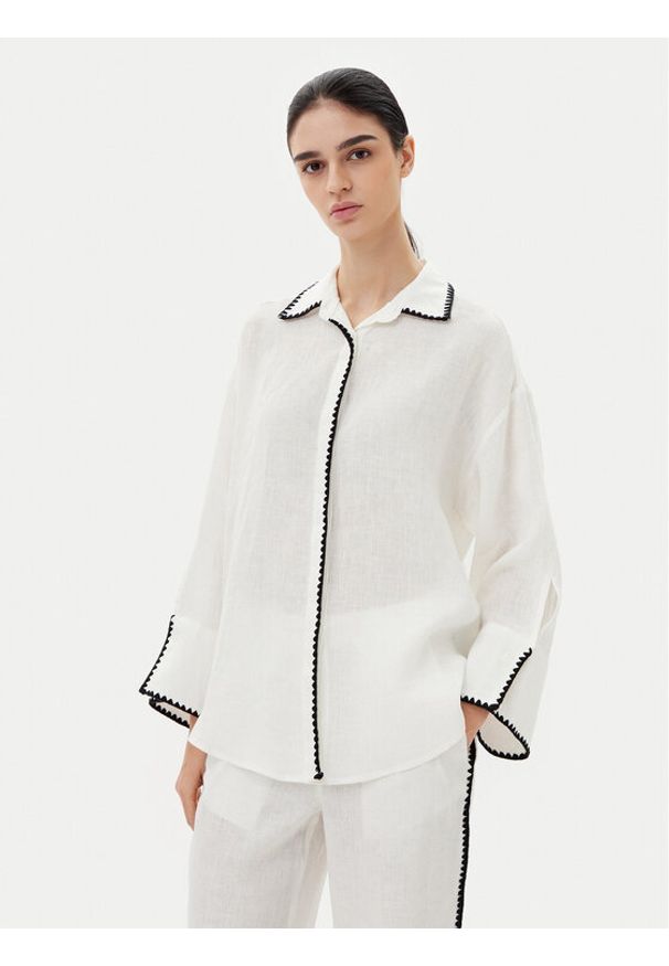 ICONA Koszula RP5LE003 Biały Relaxed Fit. Kolor: biały. Materiał: len