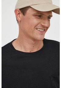 United Colors of Benetton t-shirt bawełniany kolor czarny gładki. Kolor: czarny. Materiał: bawełna. Wzór: gładki. Styl: klasyczny #4