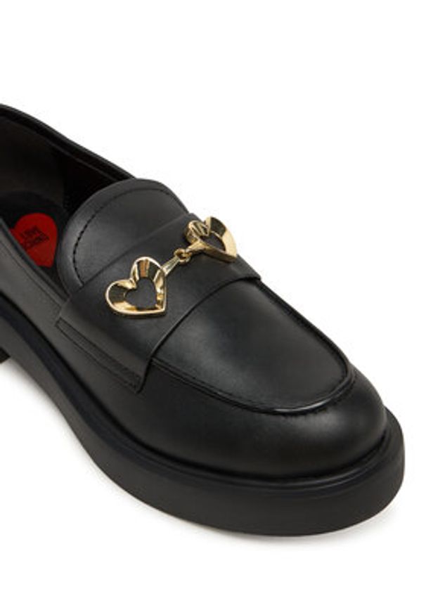 Love Moschino - LOVE MOSCHINO Loafersy JA10094G1NIA000038 Czarny. Kolor: czarny. Materiał: skóra