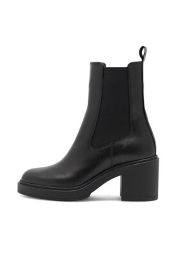 Gino Rossi Sztyblety C-FERGIE 2784440PE Czarny. Kolor: czarny. Materiał: skóra