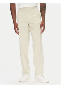 Lindbergh Spodnie materiałowe 30-008031 Beżowy Relaxed Fit. Kolor: beżowy. Materiał: bawełna