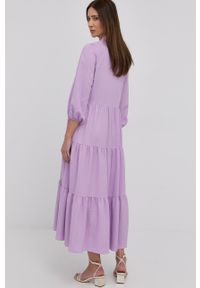 Nissa sukienka kolor fioletowy midi rozkloszowana. Kolor: fioletowy. Materiał: tkanina. Długość rękawa: raglanowy rękaw. Typ sukienki: rozkloszowane. Długość: midi #5