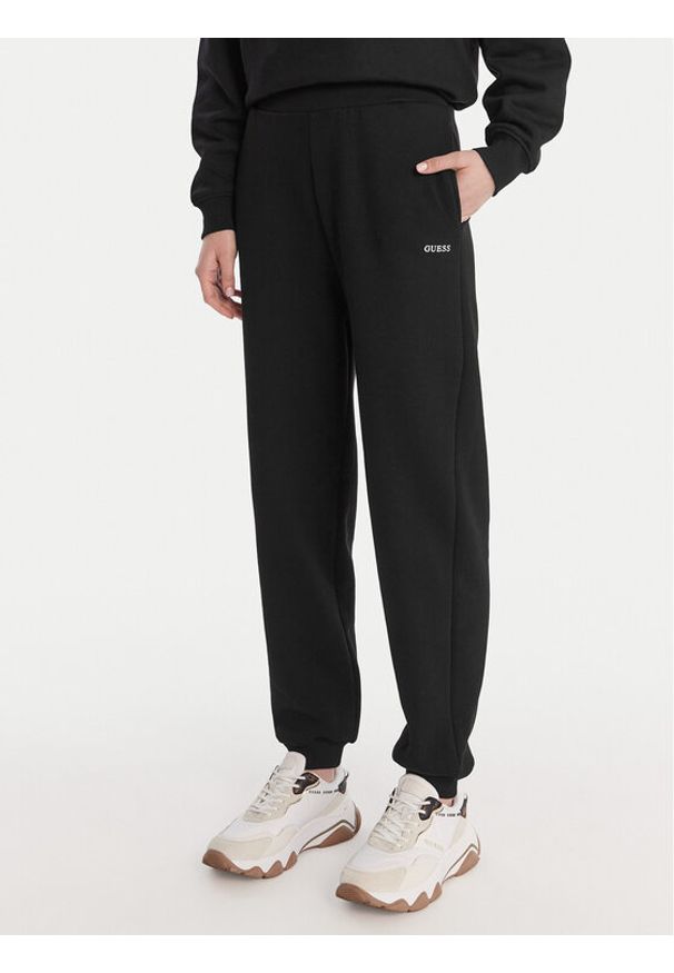 Guess Spodnie dresowe V6RB15 K9V31 Czarny Regular Fit. Kolor: czarny. Materiał: bawełna