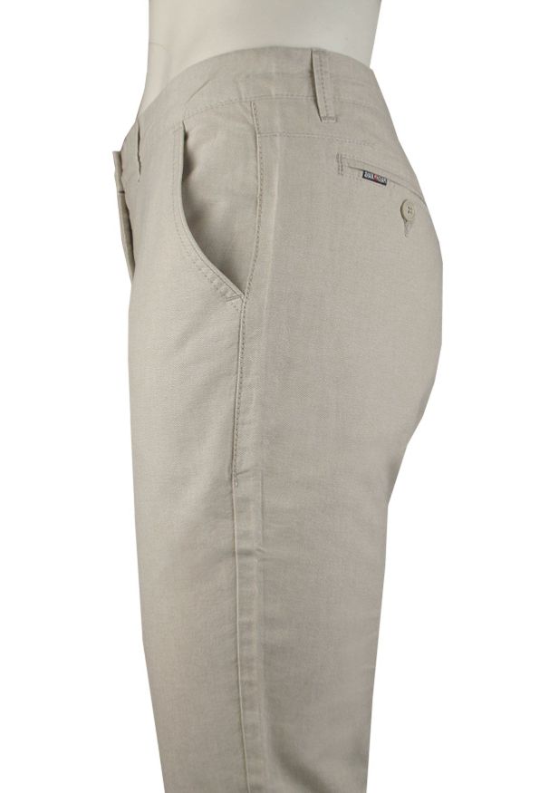 Wiosenno-Letnie, Bawełniane Spodnie (Chinos) - Pako Jeans - Jasnobeżowe. Kolor: beżowy, brązowy, wielokolorowy. Materiał: bawełna. Sezon: wiosna, lato