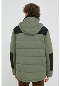 Wrangler - WRANGLER BODYGUARD MĘSKA KURTKA ZIMOWA DUSTY OLIVE W4B2WWX45 112319961. Okazja: na spacer, na spotkanie biznesowe, na co dzień. Materiał: poliester, jeans, puch, wełna. Długość rękawa: długi rękaw. Długość: długie. Wzór: moro. Sezon: zima. Styl: biznesowy, klasyczny, elegancki, casual, militarny #6