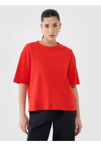 4f - 4F T-shirt regular z waflowej dzianiny damski - czerwony M. Okazja: na co dzień. Kolor: czerwony. Materiał: dzianina. Długość rękawa: krótki rękaw. Długość: krótkie. Wzór: kratka. Styl: klasyczny, sportowy, casual